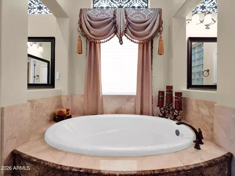 Bath - 8925 E Rosedale Cir, Mesa, AZ 85207 photo 5 of 11