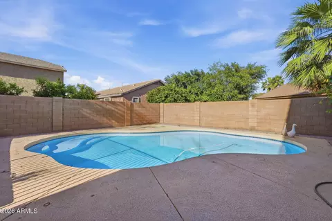 Exterior - 1166 E Stottler Dr, Gilbert, AZ 85296 photo 8 of 10