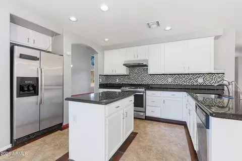 Kitchen - 1166 E Stottler Dr, Gilbert, AZ 85296 photo 1 of 5