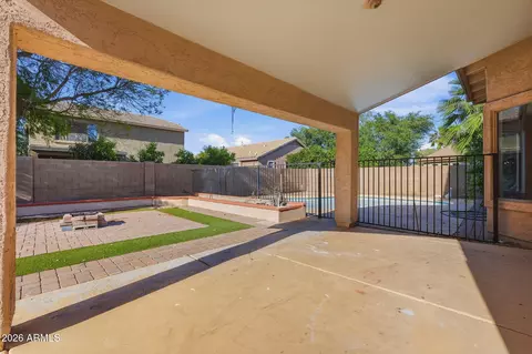 Exterior - 1166 E Stottler Dr, Gilbert, AZ 85296 photo 4 of 10