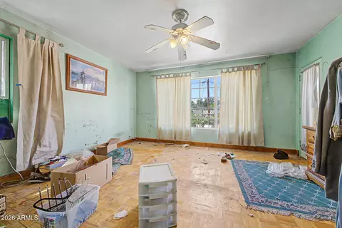 Bedroom - 916 E Cambridge Ave, Phoenix, AZ 85006 photo 1 of 3