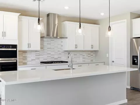 7766 W Hayward Ave, Glendale, AZ 85303