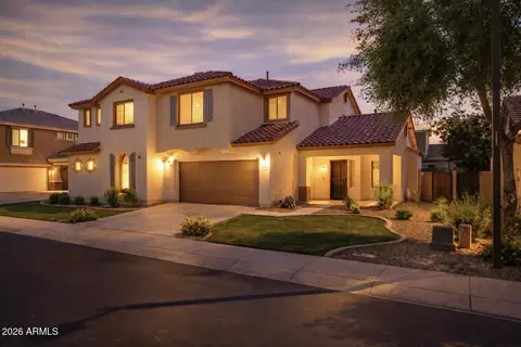 1555 Elgin St, Gilbert, AZ 85295