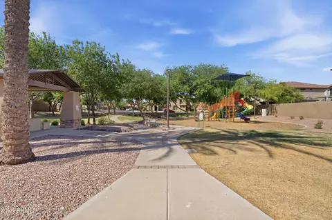 Exterior - 1555 Elgin St, Gilbert, AZ 85295 photo 13 of 16