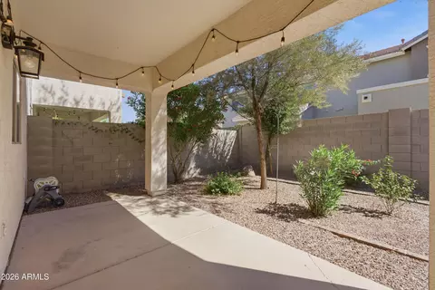 Exterior - 1555 Elgin St, Gilbert, AZ 85295 photo 6 of 16