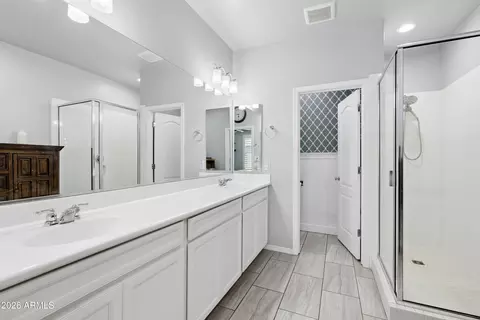 Bath - 4317 Erie St, Gilbert, AZ 85295 photo 1 of 2
