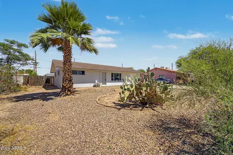 Exterior - 8702 Edgewood Ave, Mesa, AZ 85208 photo 2 of 10