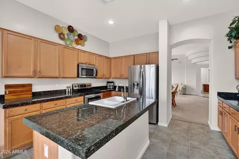 Kitchen - 7445 Eagle Crest Dr #1004, Mesa, AZ 85207 photo 2 of 6
