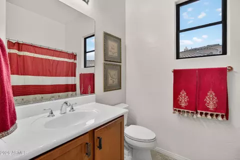 Bath - 7445 Eagle Crest Dr #1004, Mesa, AZ 85207 photo 8 of 9
