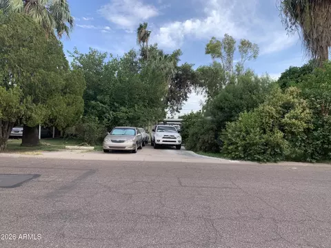 Exterior - 323 E Rose Ln, Phoenix, AZ 85012 photo 1 of 10