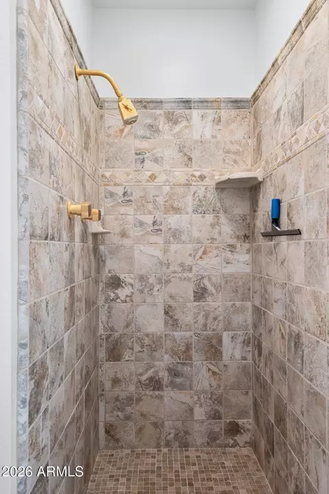 Bath - 2038 E Solano Dr, Phoenix, AZ 85016 photo 6 of 7