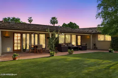 Exterior - 2038 E Solano Dr, Phoenix, AZ 85016 photo 9 of 10