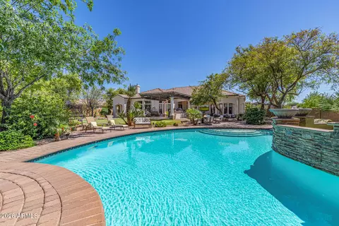 Exterior - 2816 E Clark Dr, Gilbert, AZ 85297 photo 12 of 13