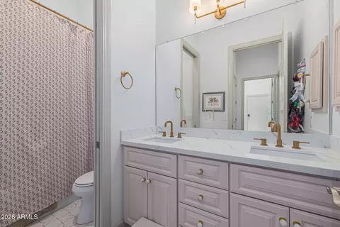 Bath - 2816 E Clark Dr, Gilbert, AZ 85297 photo 5 of 5