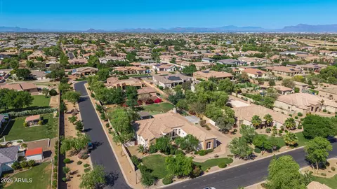 View/Area - 2816 E Clark Dr, Gilbert, AZ 85297 photo 4 of 5