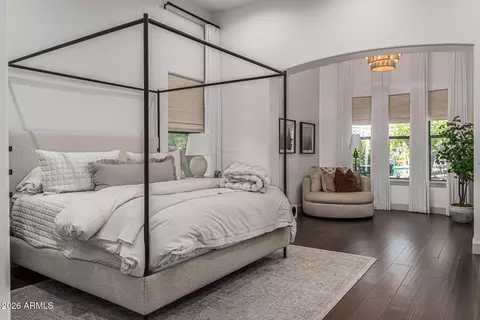 Bedroom - 2816 E Clark Dr, Gilbert, AZ 85297 photo 5 of 10