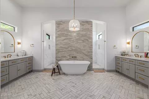 Bath - 2816 E Clark Dr, Gilbert, AZ 85297 photo 1 of 5