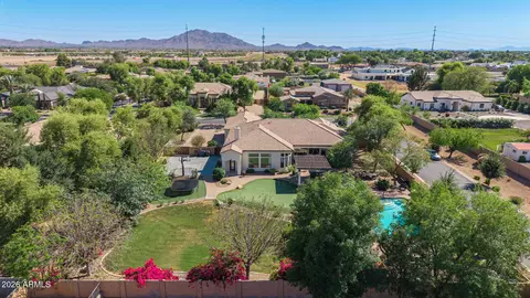 View/Area - 2816 E Clark Dr, Gilbert, AZ 85297 photo 1 of 5