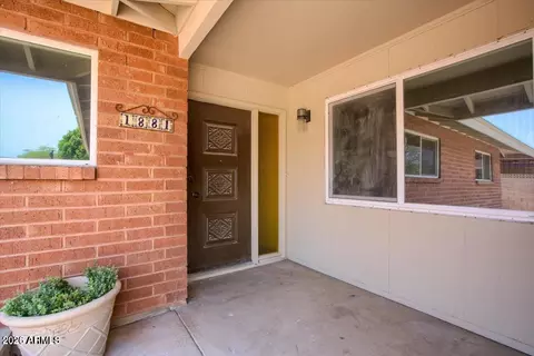 Exterior - 1881 E Concorda Dr, Tempe, AZ 85282 photo 2 of 4