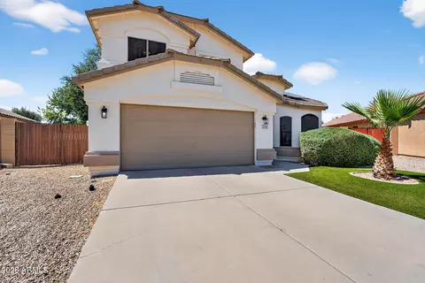 Exterior - 2208 S Peppertree Ct, Gilbert, AZ 85295 photo 5 of 13