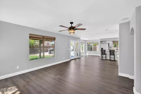 Living - 2208 S Peppertree Ct, Gilbert, AZ 85295 photo 8 of 8