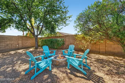 Exterior - 2208 S Peppertree Ct, Gilbert, AZ 85295 photo 9 of 13