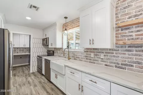 Kitchen - 11325 E Marguerite Ave, Mesa, AZ 85208 photo 1 of 4