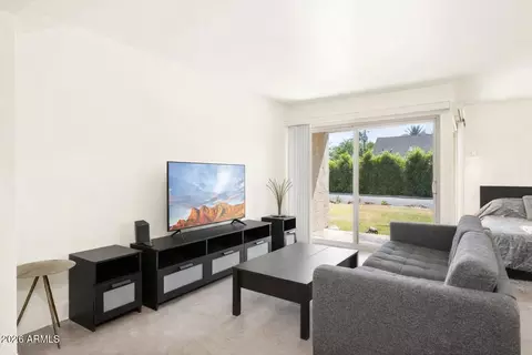 Living - 4727 E Lafayette Blvd #110, Phoenix, AZ 85018 photo 1 of 2