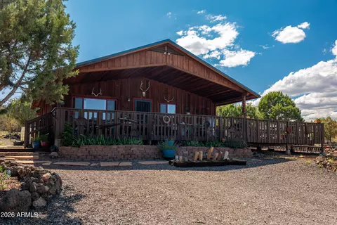 42320 N Walk About Trl, Seligman, AZ 86337