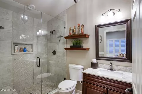 Bath - 4080 E Laurel Ave, Gilbert, AZ 85234 photo 2 of 4