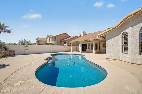 Exterior - 1043 W Iris Dr, Gilbert, AZ 85233 photo 6 of 9