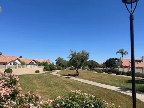 Exterior - 1043 W Iris Dr, Gilbert, AZ 85233 photo 8 of 9