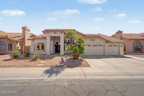 1043 W Iris Dr, Gilbert, AZ 85233