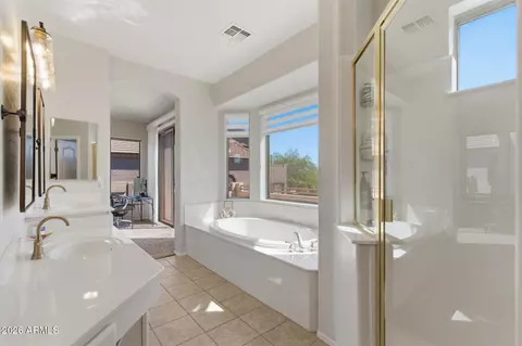 Bath - 7943 E Sugarloaf Cir, Mesa, AZ 85207 photo 2 of 6