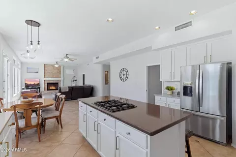 Kitchen - 7943 E Sugarloaf Cir, Mesa, AZ 85207 photo 5 of 6