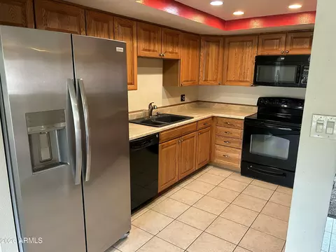 7960 E Camelback Rd #104, Scottsdale, AZ 85251