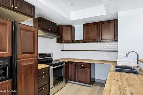 Kitchen - 1017 E Maryland Ave #236, Phoenix, AZ 85014 photo 4 of 4