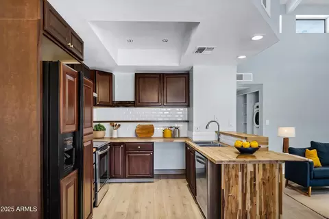 Kitchen - 1017 E Maryland Ave #236, Phoenix, AZ 85014 photo 1 of 4