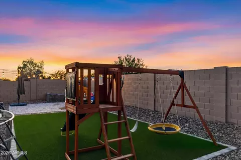 Exterior - 1404 W Montebello Ave, Apache Junction, AZ 85120 photo 4 of 8