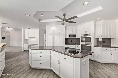 Kitchen - 2266 E Mallory Cir, Mesa, AZ 85213 photo 5 of 5