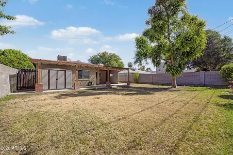 Exterior - 3907 E Mulberry Dr, Phoenix, AZ 85018 photo 4 of 11