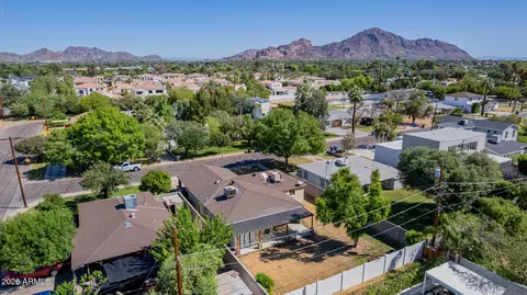 View/Area - 3907 E Mulberry Dr, Phoenix, AZ 85018 photo 7 of 7