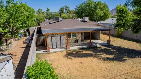 Exterior - 3907 E Mulberry Dr, Phoenix, AZ 85018 photo 9 of 11