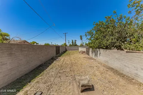 Exterior - 5337 W Thomas Rd, Phoenix, AZ 85031 photo 6 of 7