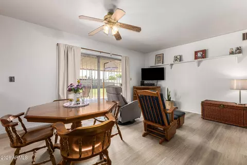 Dining - 5337 W Thomas Rd, Phoenix, AZ 85031 photo 1 of 2