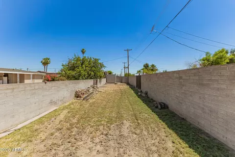 Exterior - 5337 W Thomas Rd, Phoenix, AZ 85031 photo 7 of 7