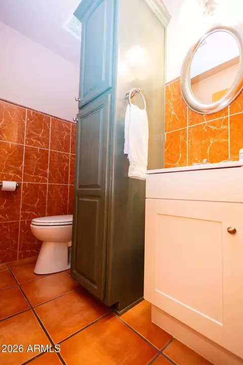 Bath - 4109 N Washington Ave, Douglas, AZ 85607 photo 1 of 4