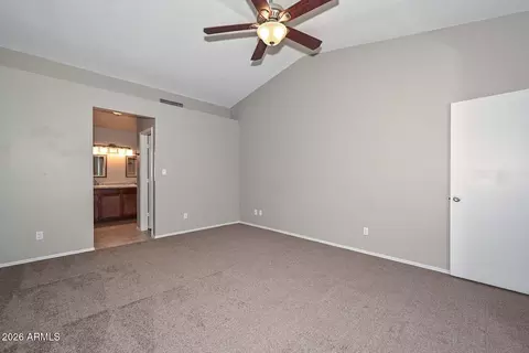 Bedroom - 3125 E Siesta Ln, Phoenix, AZ 85050 photo 1 of 5