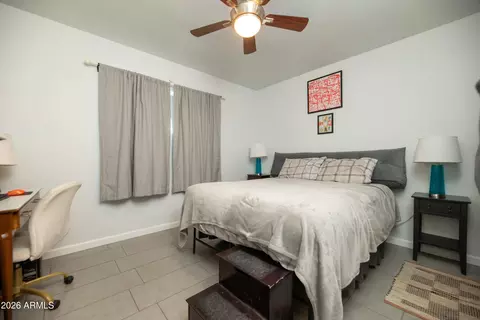 Bedroom - 935 E Oregon Ave, Phoenix, AZ 85014 photo 5 of 5