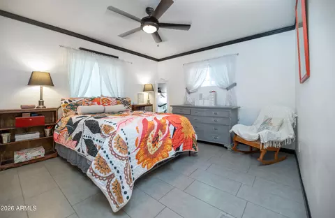 Bedroom - 935 E Oregon Ave, Phoenix, AZ 85014 photo 3 of 5